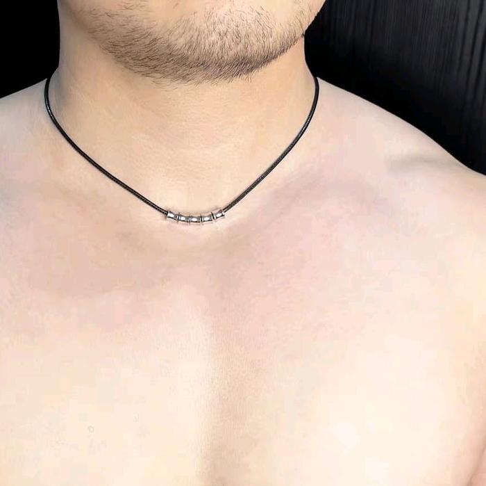 Kalung Tali Hitam Liontin Bambu Silver Terbaru Elegan Aksesoris Perhiasan Modis Buat Hadiah untuk Pr