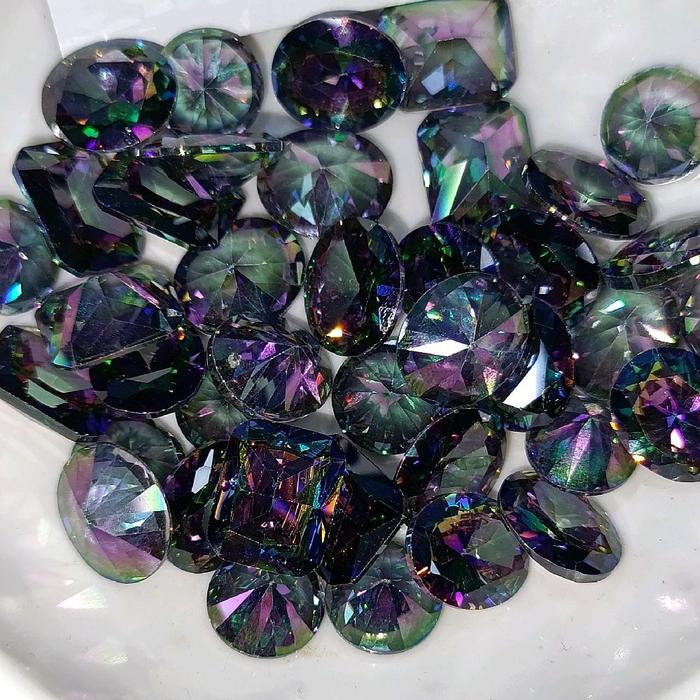 Mystique Quartz cutting size 12x10mm
