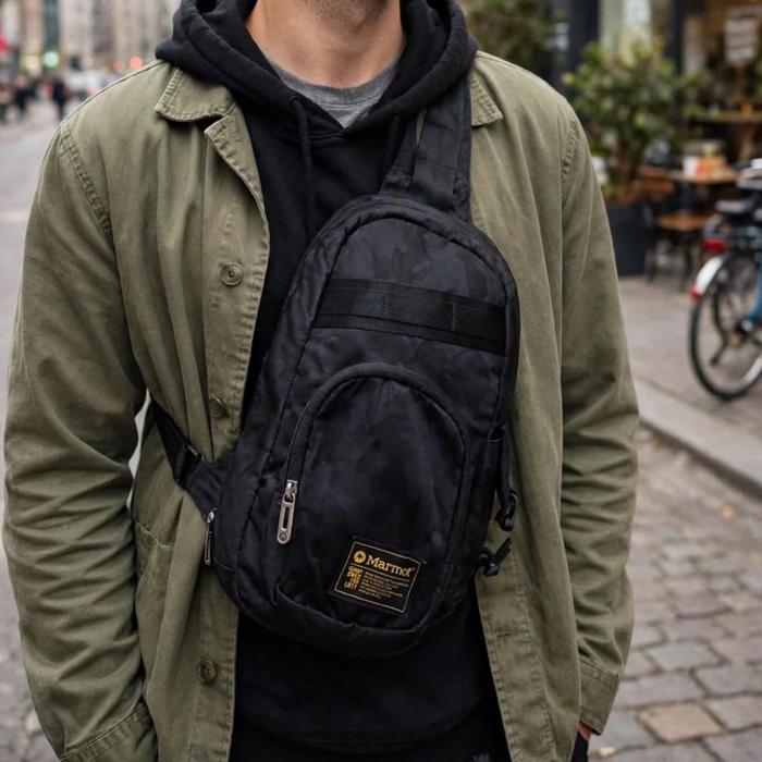 TAS WAISTBAG PRIA MARMOT KANVAS SECOND BRANDED HITAM / TAS WB PRIA MARMOT SECOND