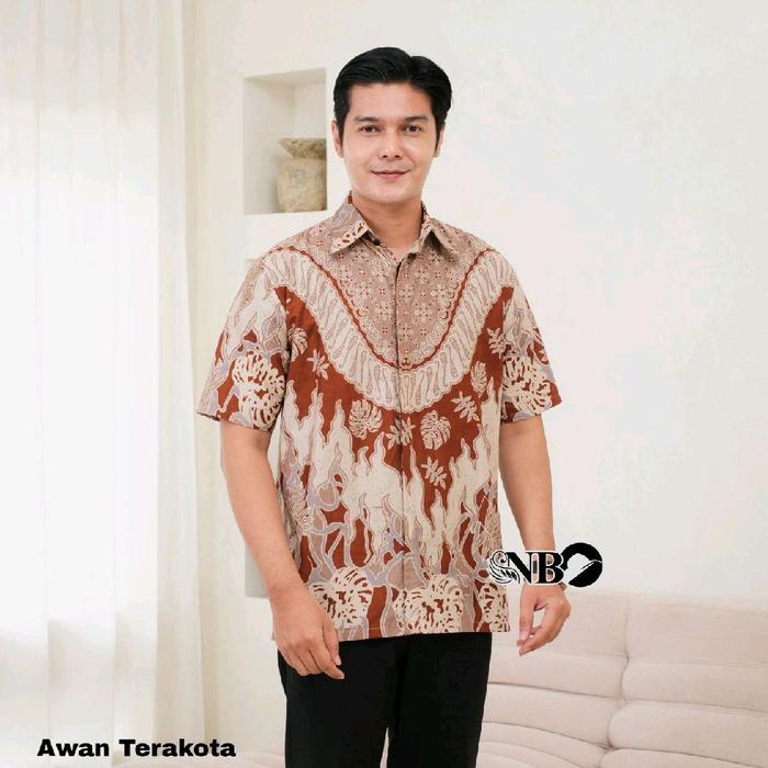 hem batik cowok lengan pendek motif terbaru Nyaman Lembut Kemeja Baju Atasan priaburgundy Abstrak so