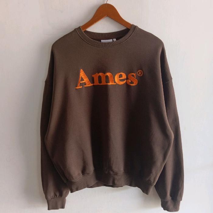 crewneck sweater sweatshirt oversize boxy Ames Worldwide coklat