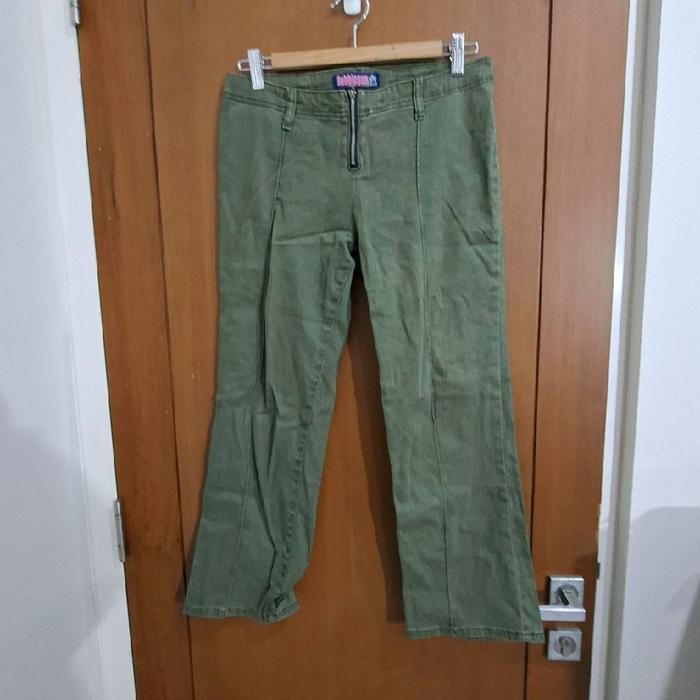Preloved Bubblegum US Celana Jeans Pakaian panjang 7/8 wanita Hijau Green Army woman Fashion clothin