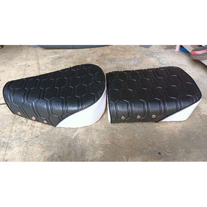 MURAH JOK C70 PISPOT-PISAH Hitam-hitam.hitam putih depan belakang saja tanpa krum