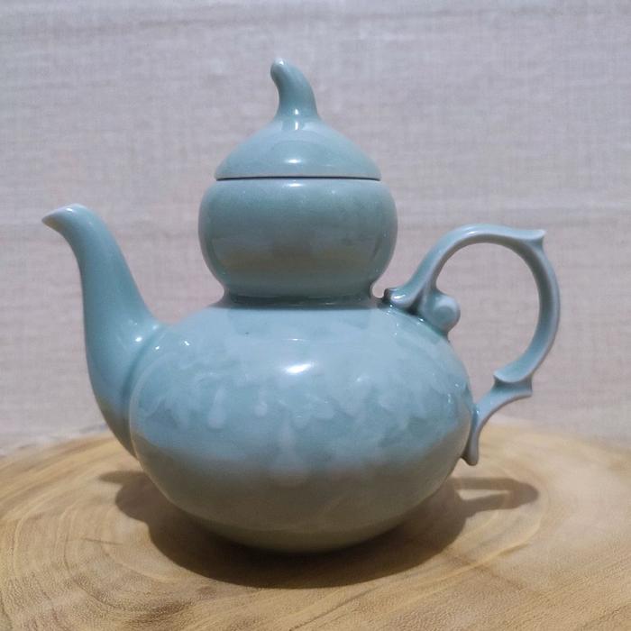Koleksi teko antik celadon