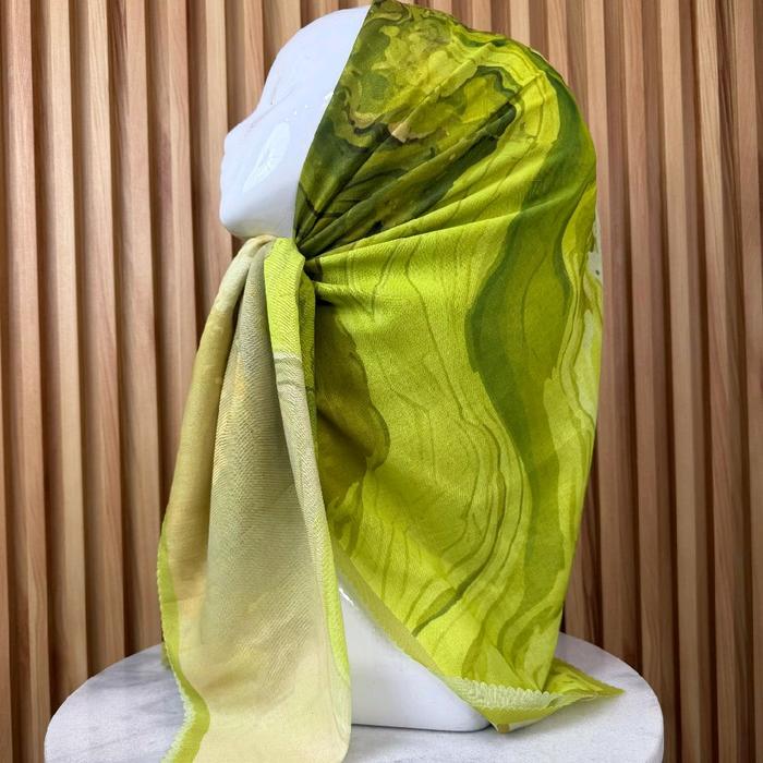 KERUDIMG SEGI EMPAT MOTIF MARMER HIJAU LEMON ARMY