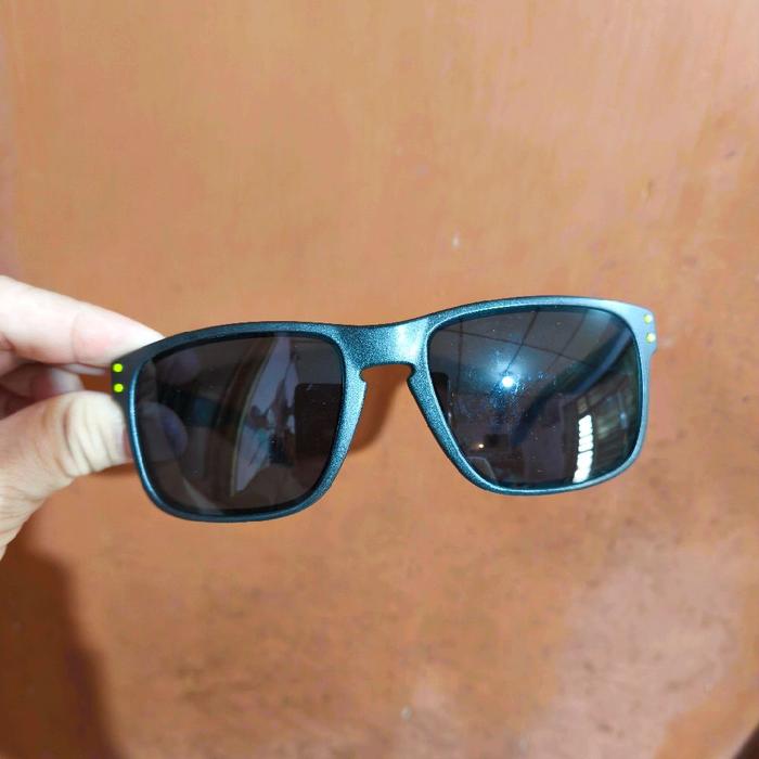 kacamata okley Holbrook hitam original