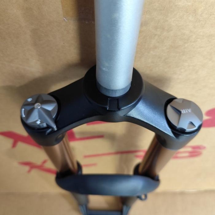 "Jual Produk Fork Shock MTB Oversize OS 27.5 Air fork T140 Abs Lock On Off ''