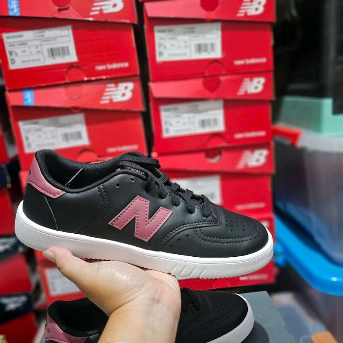 Sepatu Pria Original New Balance NB CT05