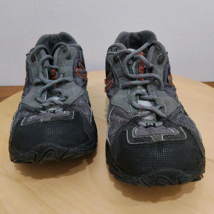 NO RETUR! Preloved New Balance NB703 Original Black Grey Orange Size 37.5 (24cm)