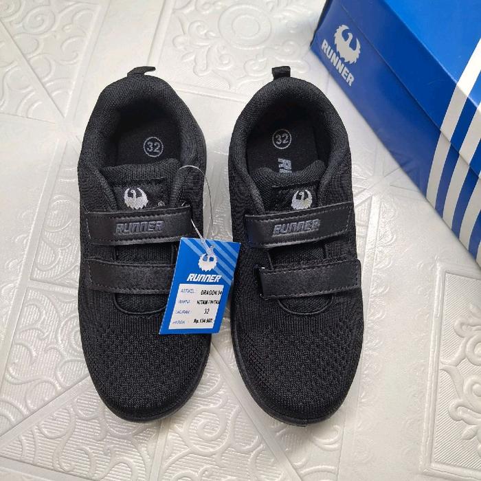 Sepatu Sekolah anak Runner hitam Terbaru