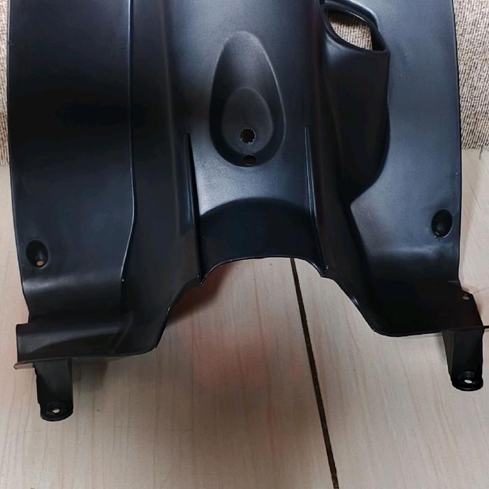 Legshield Tengah Honda Beat
