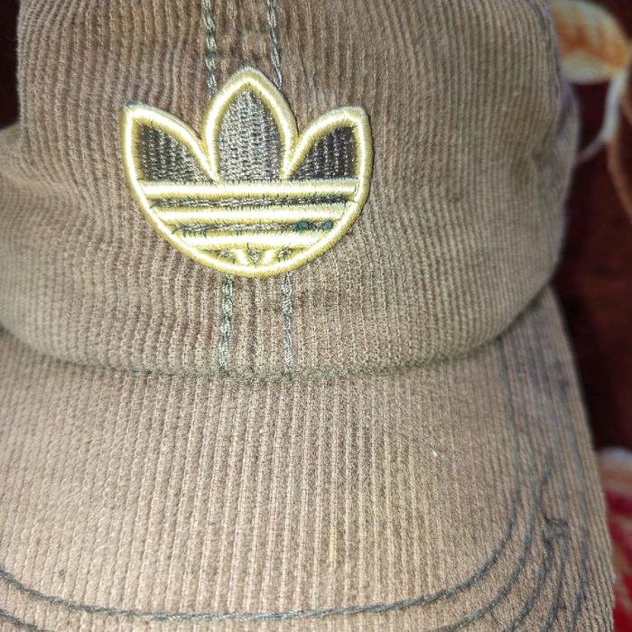 topi Adidas x Corduroy coklat murah