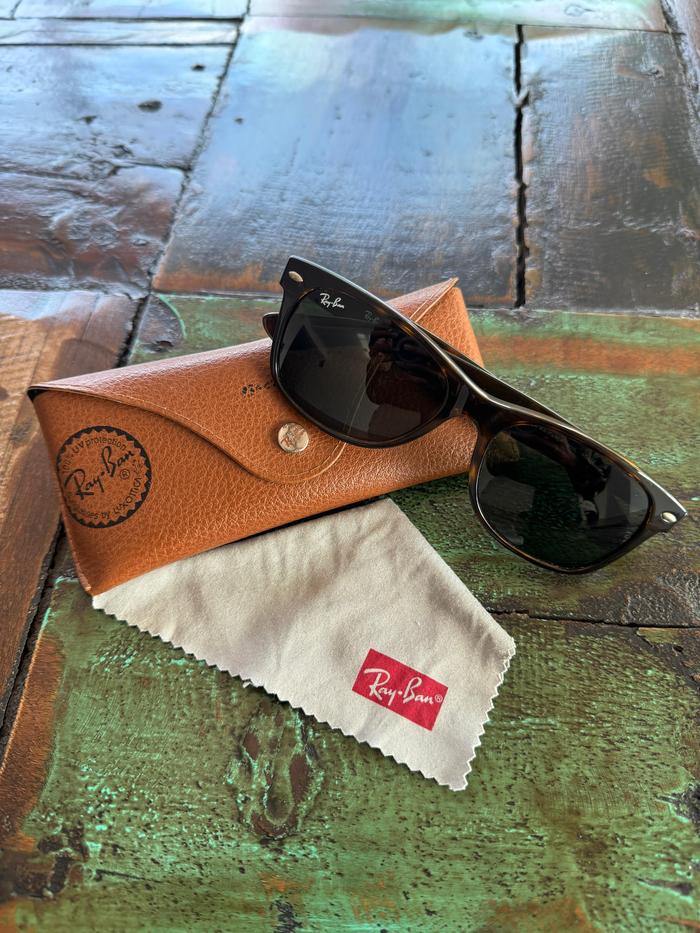 KACAMATA RAY-BAN RB 2132 NEW WAYFARER 902L 55 - 18 3N PRELOVED