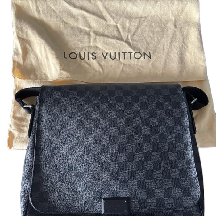LV Damier Messenger Bag Authentic