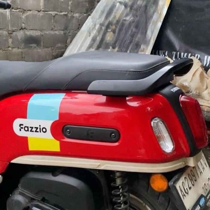Sambungan Body belakang Yamaha fazzio