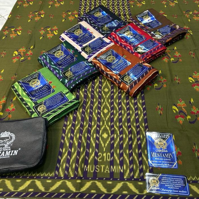 Sarung mustamin motif kembang bhs mst lamiri rayon halus