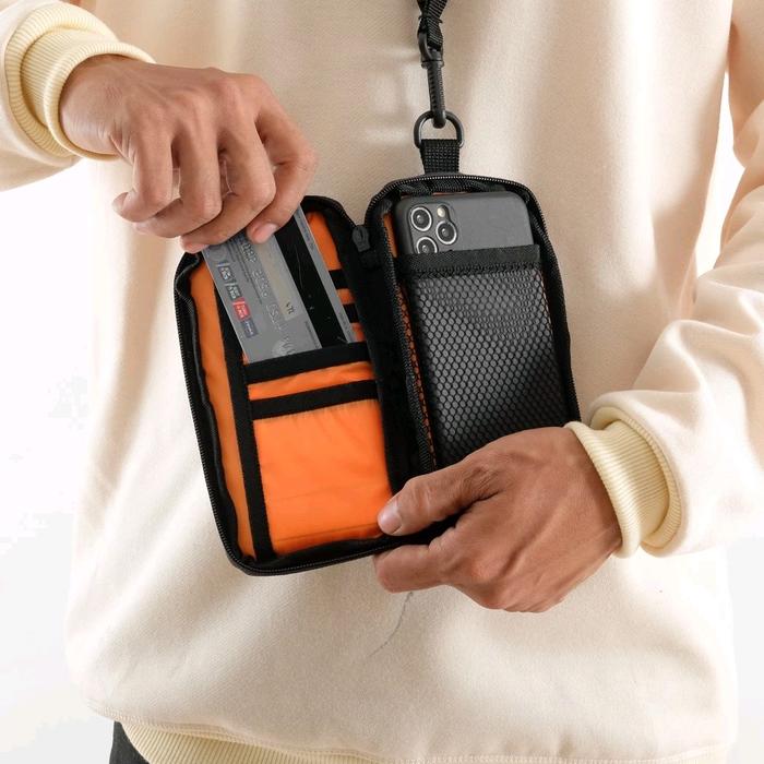 Hanging Wallet - Tas Selempang Leher Pria - Tas Tempat Hp - Dompet Pinggang Tempat Hp Simple Hitam S