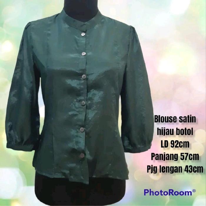 Blouse wanita satin hijau botol