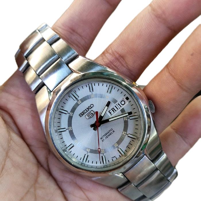 jam tangan seiko 7S26-02F0/seiko 5 autometic militery bekas japan.