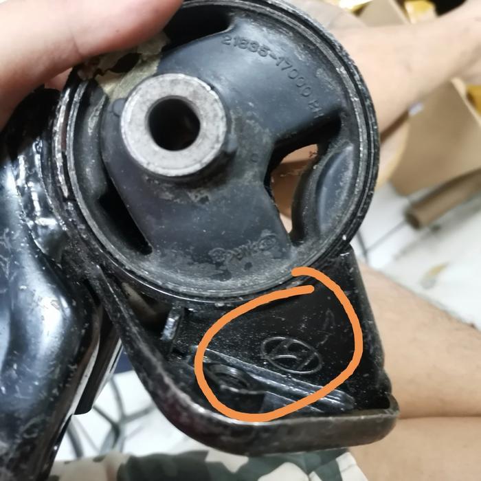 Engine mounting kiri hyundai matrix KI1