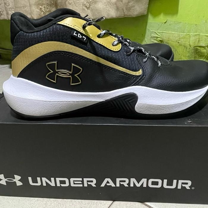 Sepatu Under Armour LD7 preloved