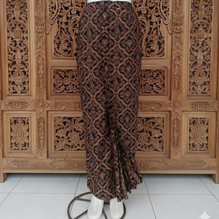 Rok wiru motif sido luhur
