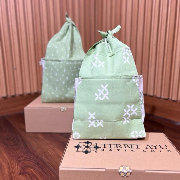 FAYE - Knot Bag Batik Sage