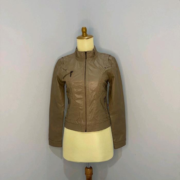 jaket AKO semi kulit warna coklat susu