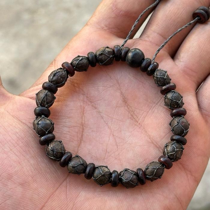 Gelang Munta Besi Daging full