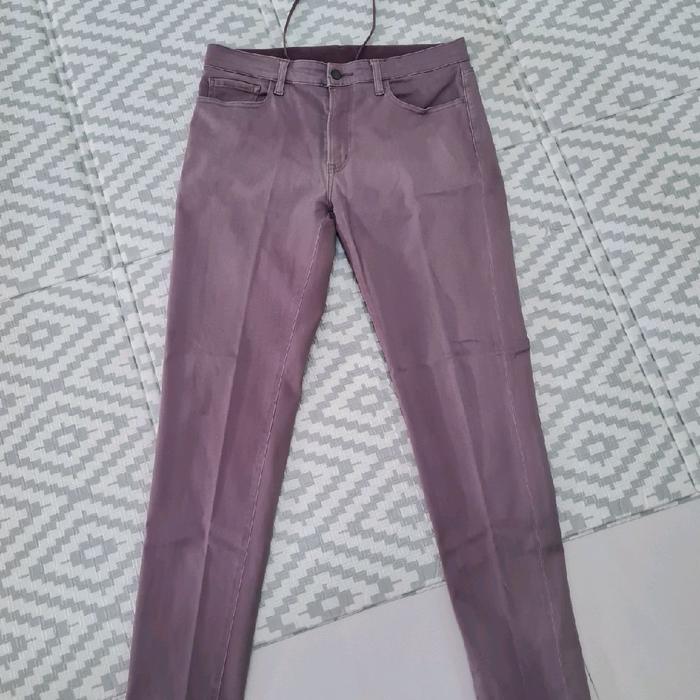 Preloved Uniqlo celana chino panjang lilac, dengan tali adjustable, size L