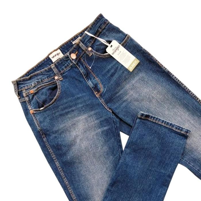 WRANGLER GREENSBORO ORIGINAL STORE SIZE 31&36 REGULER FIT