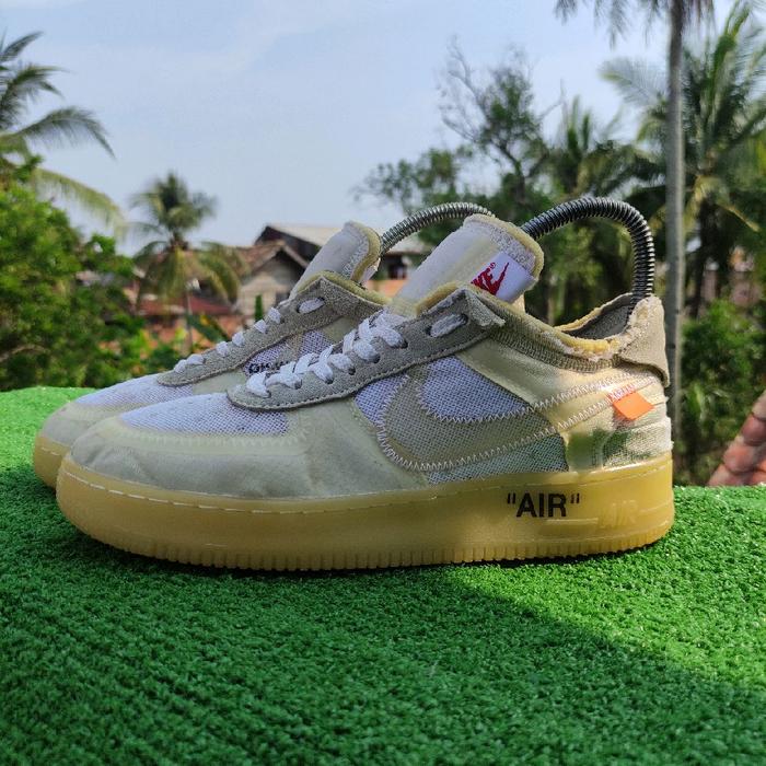 SEPATU NIKE AF 1 OFF WHITE
