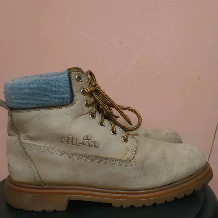 sepatu boots kulit preloved Ellesse