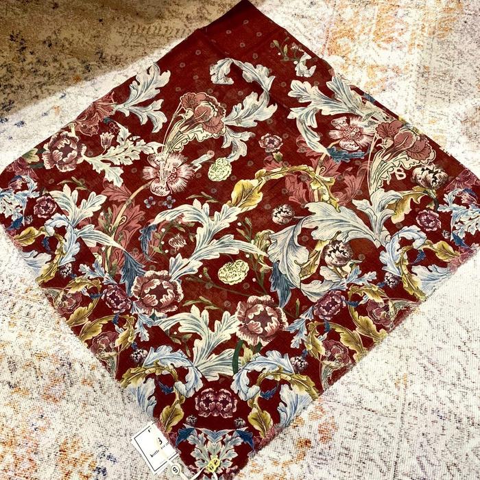 RARE ITEM ROYALE SERIES BY BUTTONSCARVES