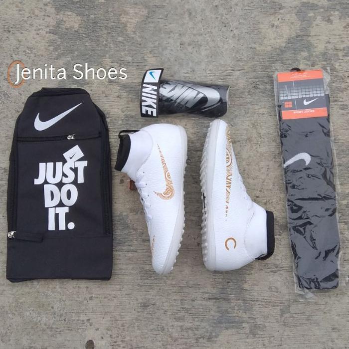 Ada Paket komplit sepatu futsal Nike mercurial boots terbaru llok Limited