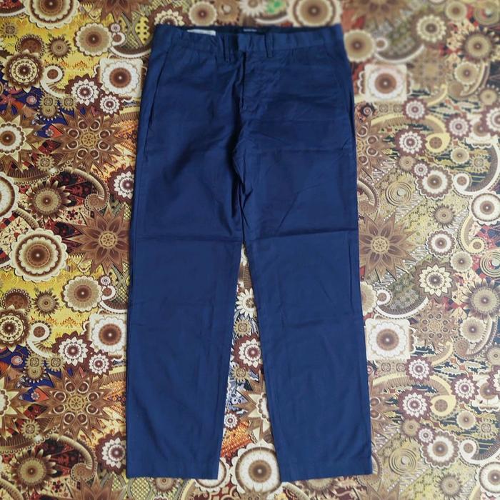 celana panjang chino pants pria mango man navy size 32 second