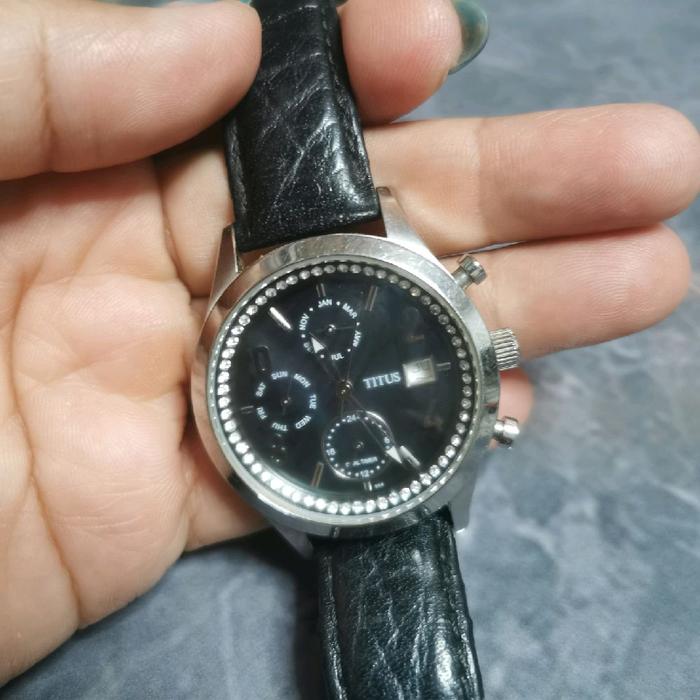 Jam tangan titus untuk wanita