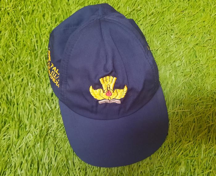 Preloved Topi Sekolah Anak SMP