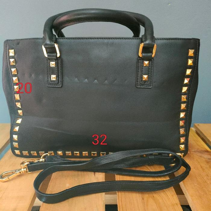 Sling bag jestina hitam wanita