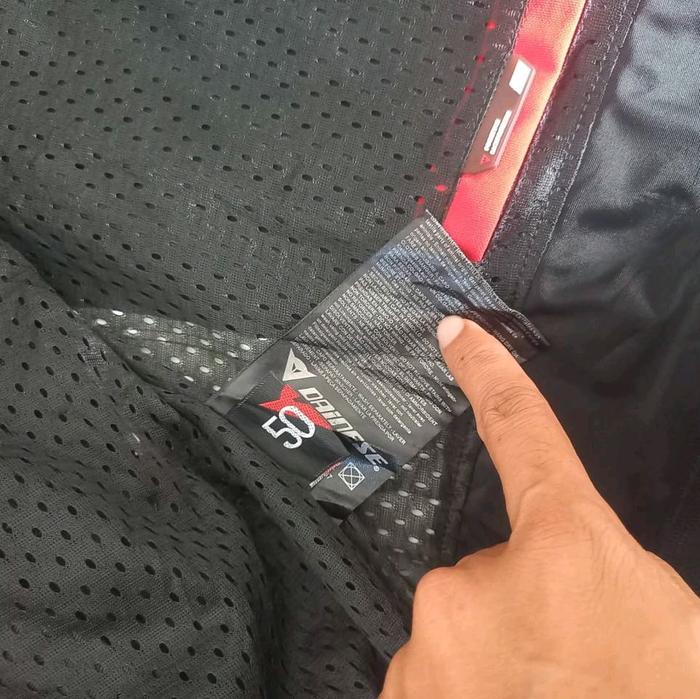 Dainese Spr Size 50  Jaket Motor dengan Desain Elegan dan Nyaman untuk Pengguna