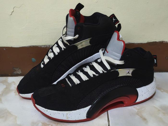 Air Jordan 35 Bred, Size 47.5/31cm Vietnam (2nd, Kondisi 80%, minus ada pecah kecil di sepatu kanan)