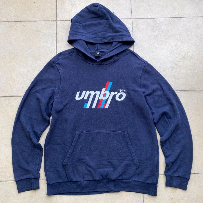 Hoodie Casual Umbro original second Bekas murah. Jual hoodie Umbro original murah