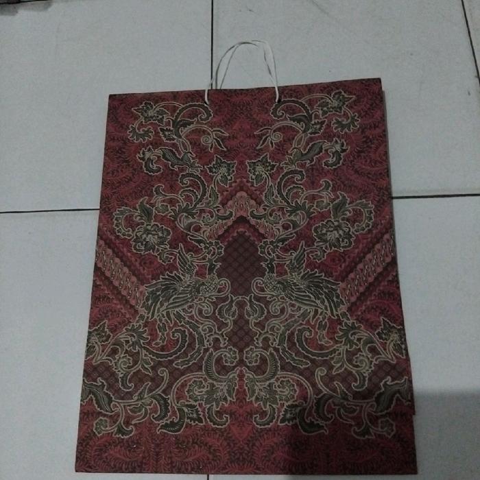 PAPER BAG BATIK / TAS KERTAS MOTIF BATIK UKURAN XTRA LARGE (XL) KURANG LEBIH 30 CM X 10 CM X 40 CM (