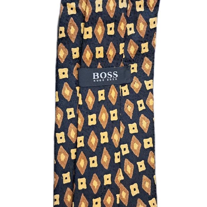 Dasi (neck tie) pria dewasa merk Hugo Boss, Germany.