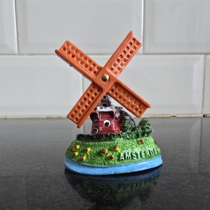 TEMPELAN MAGNET KULKAS NEGARA BELANDA AMSTERDAM KINCIR ANGIN SOUVENIR TEMPELAN HOLLAND AMSTERDAM
