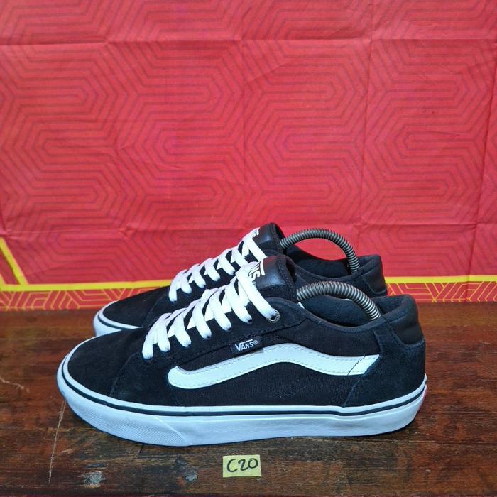 Sepatu second original Vans Faulkner size 40,5