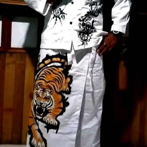 PANGSI LUKIS SUNDA ATRIBUT SUNDA