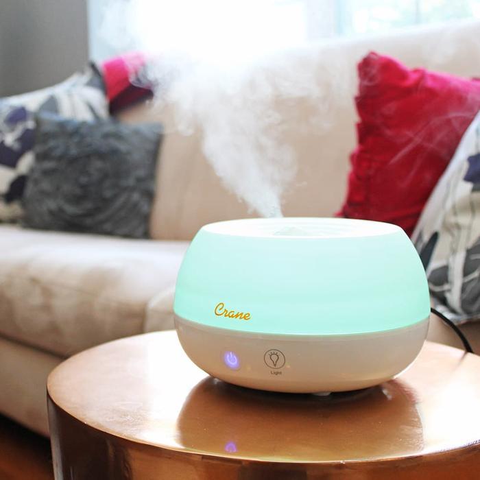 Crane Personal Humidifier dan Aroma Diffuser 2-in-1, Kapasitas 1L