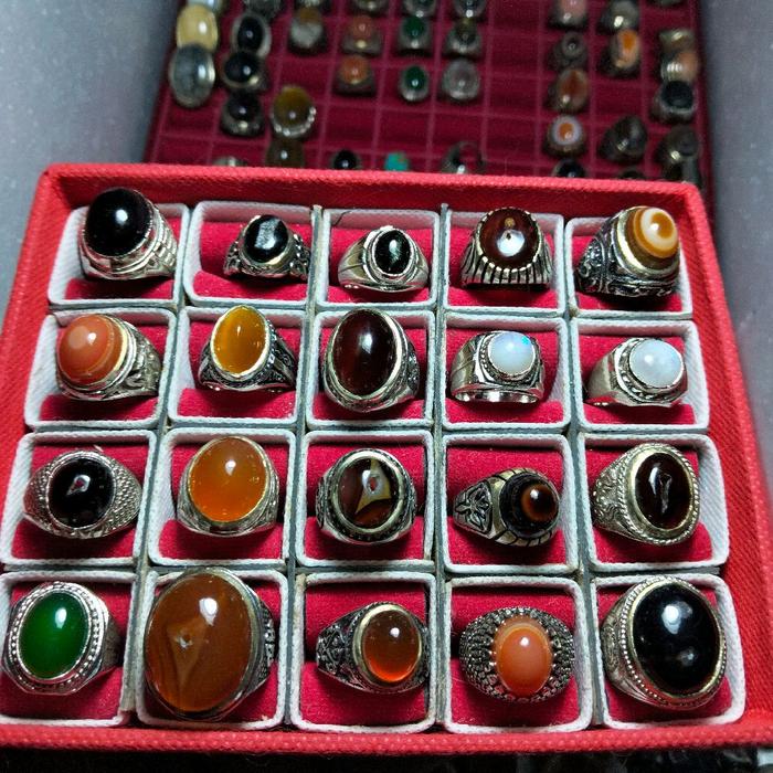 Batu Cincin Biduribula Combong Yaman Ijo Garut Puser Yaman Dan Banyak Pilihan Harga Terjangkau Berku