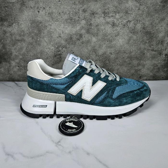 Sepatu Casual NB RC 1300 Green